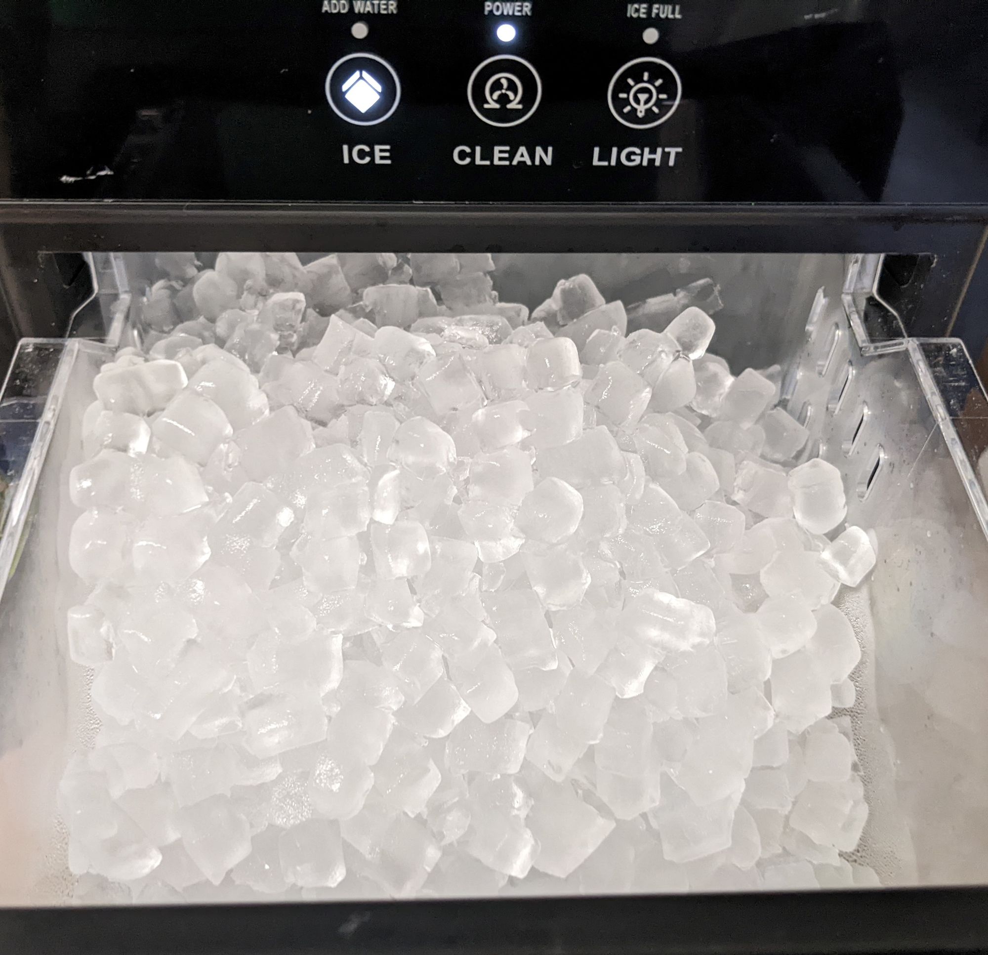 Insignia - 44 lb. Portable Nugget Icemaker with Auto Shut-Off - Stainless Steel